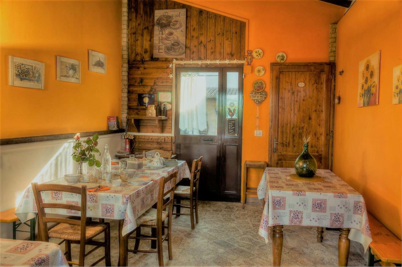Le Ghiande Guest House Spello Eksteriør bilde